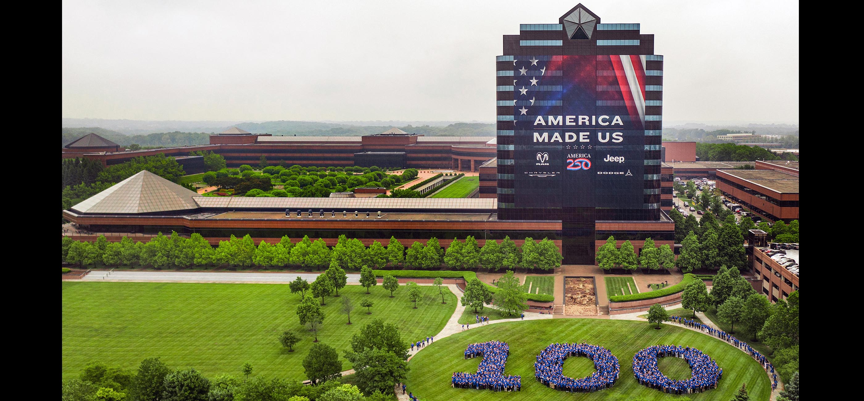 Chrysler 100 banner article